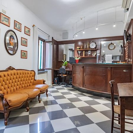 Albergo La Marina B&B Deiva Marina Buitenkant foto