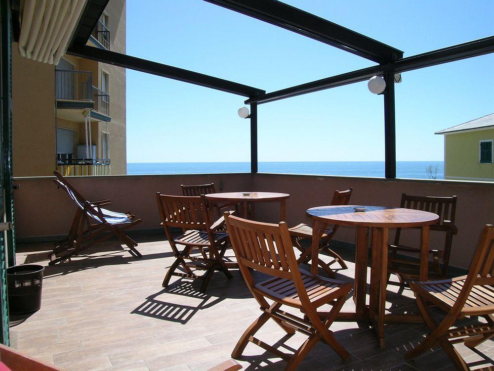 Albergo La Marina B&B Deiva Marina Buitenkant foto