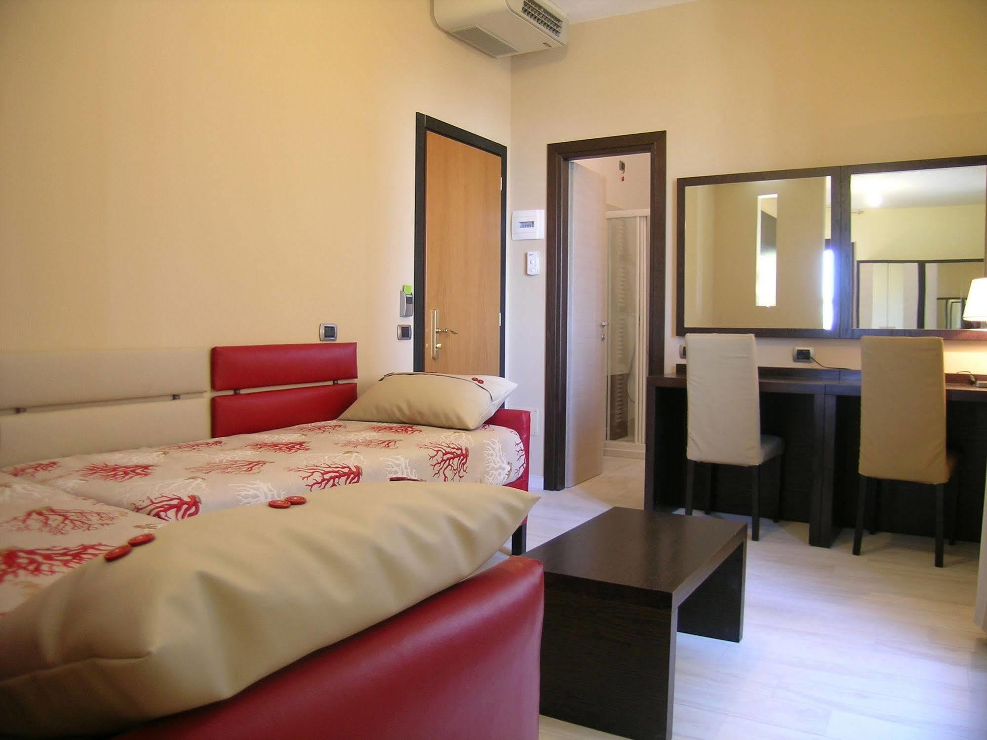 Albergo La Marina B&B Deiva Marina Buitenkant foto
